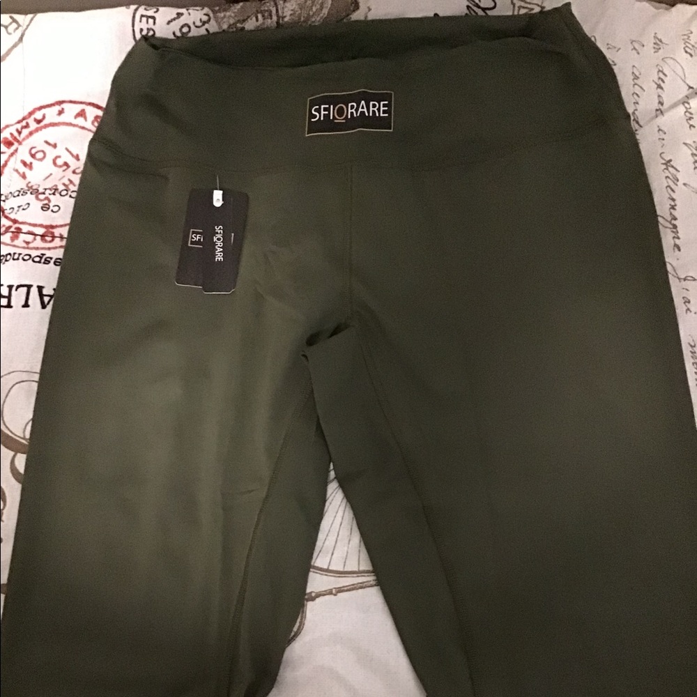 Women Sfiorare leggings